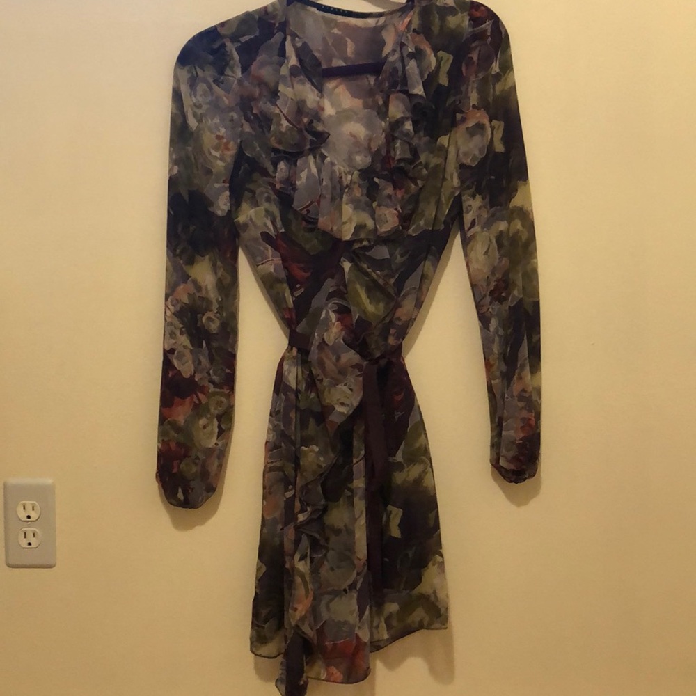 Dress - Picture 3 of 3